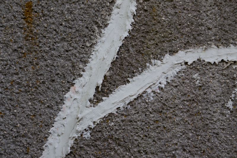 Concrete Crack Patching